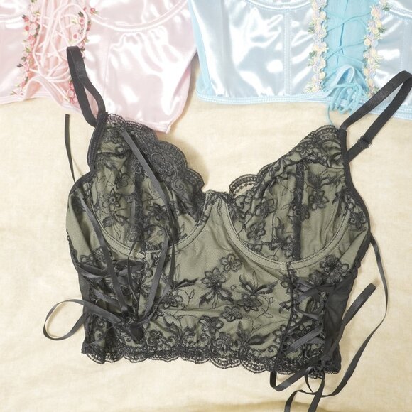 Shein and ROMWE Set Bundle of 3 Corset Bustier Tops - Picture 4 of 6